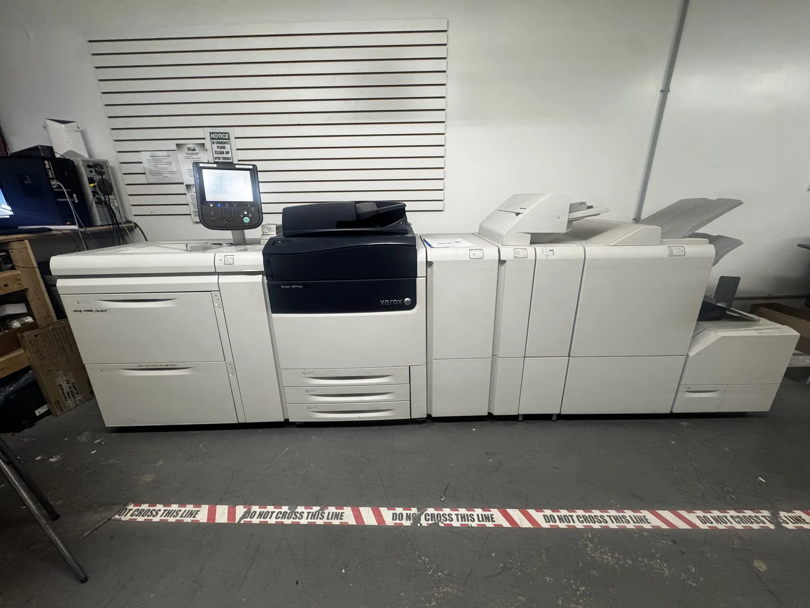 Production color press, fully finished in line
